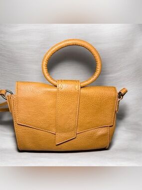 Universal Thread  Tan Leather Top-Handle Crossbody Bag